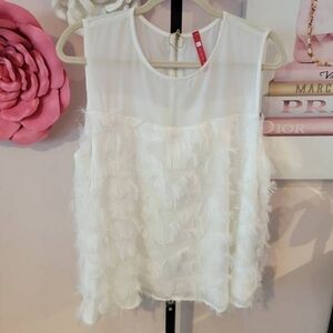 NWT IC Collection Fun White Eyelash Sleeveless Top